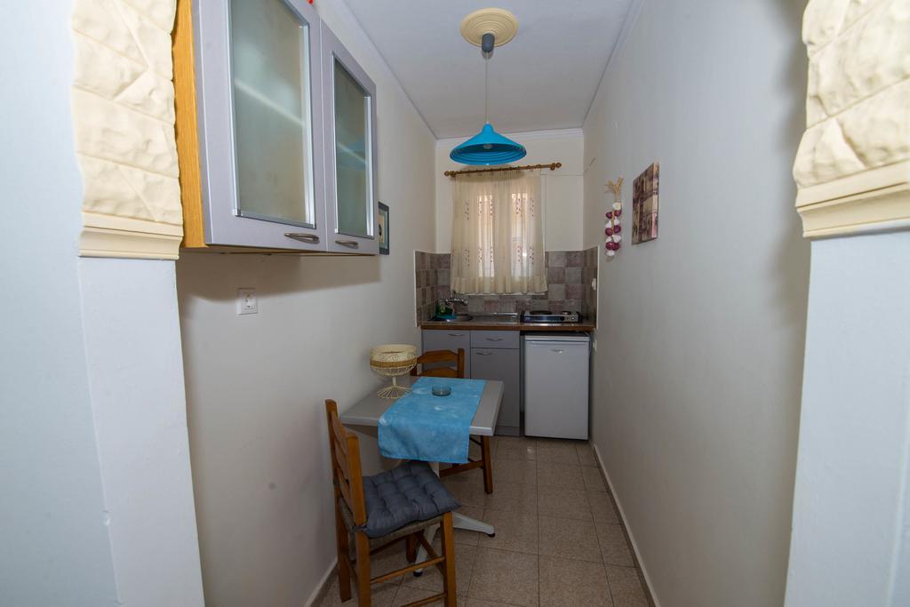 Matrona Apartments Poros Town Ngoại thất bức ảnh