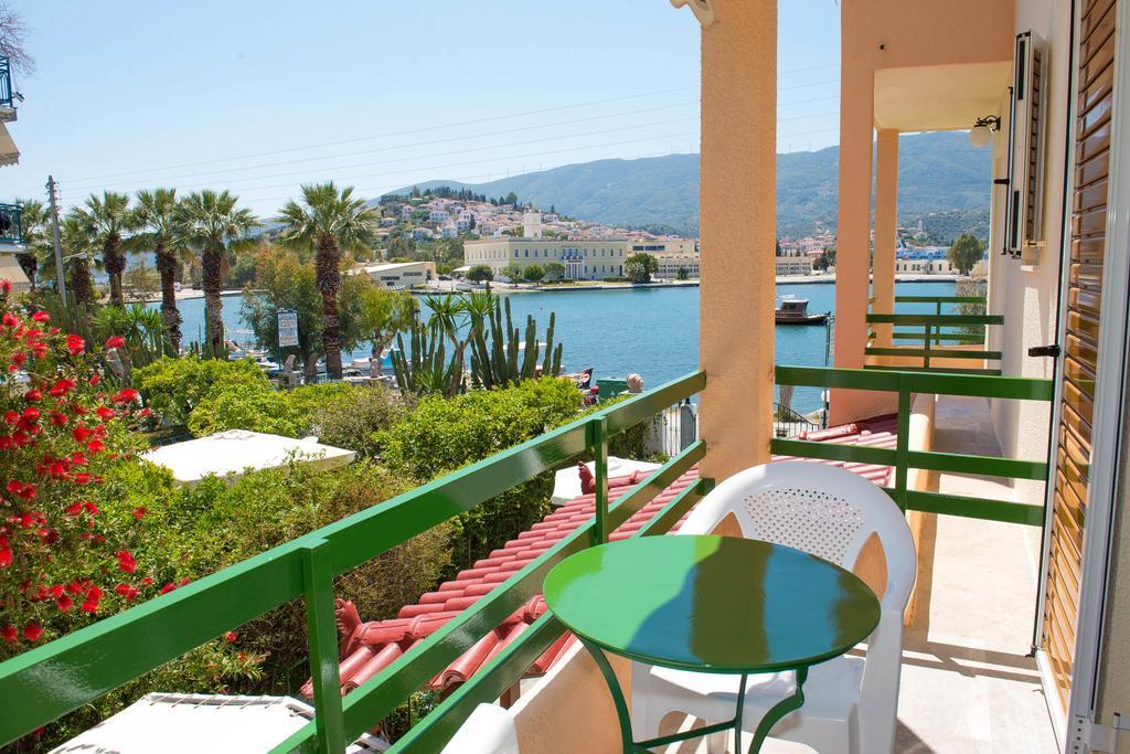 Matrona Apartments Poros Town Ngoại thất bức ảnh