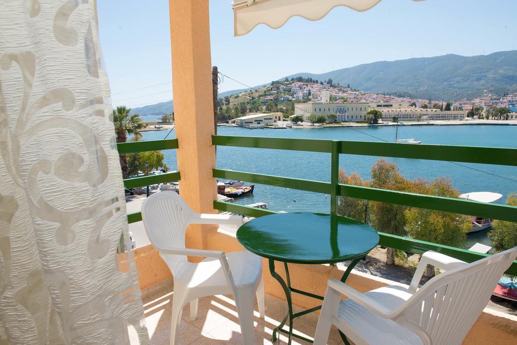 Matrona Apartments Poros Town Ngoại thất bức ảnh