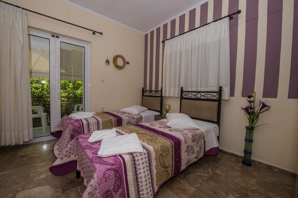 Matrona Apartments Poros Town Ngoại thất bức ảnh