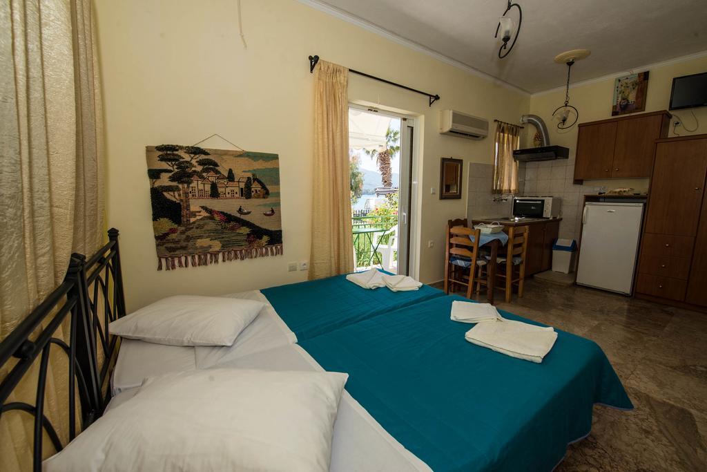 Matrona Apartments Poros Town Ngoại thất bức ảnh
