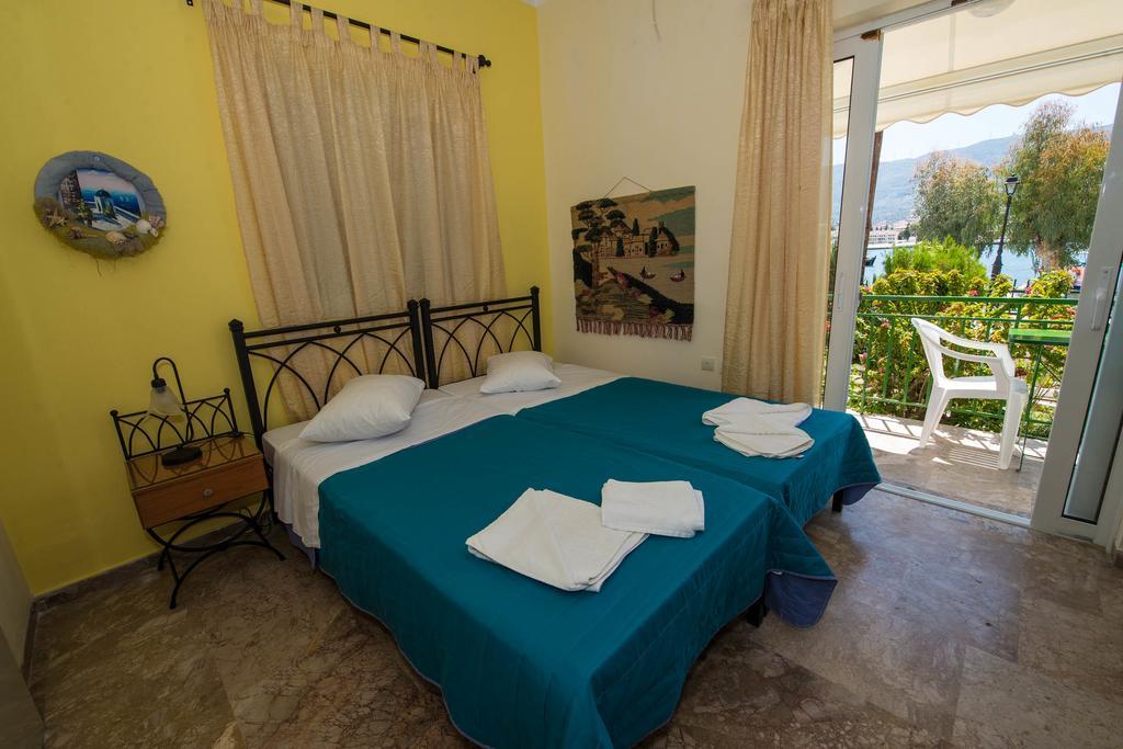 Matrona Apartments Poros Town Ngoại thất bức ảnh