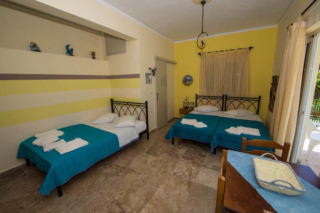 Matrona Apartments Poros Town Ngoại thất bức ảnh